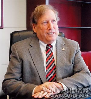 哈斯：攀下一个高峰