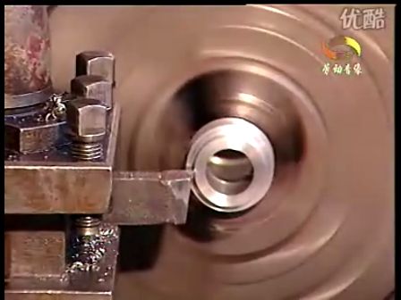 车工技能CD13-05车削中间齿轮坯 (813播放)