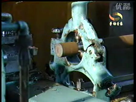 车工技能CD12-05在中心架上装夹车削工件 (547播放)