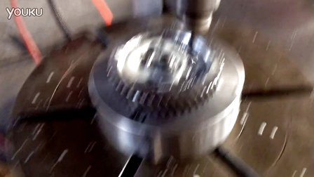 衢州市杰玛机械厂LR-400R数控分度钻加工齿轮孔视频 (841播放)