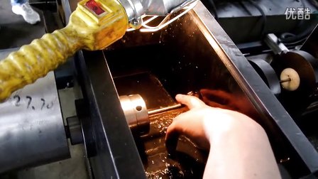 深孔加工现场视频 (582播放)