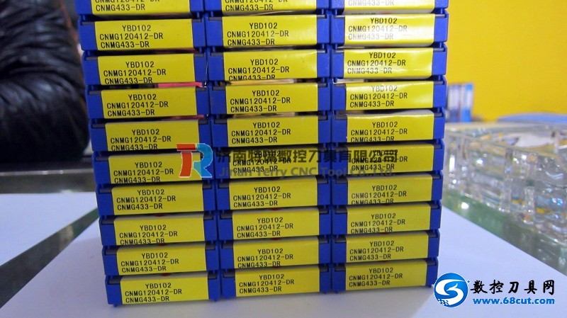 YBD102 CNMG120412-DR