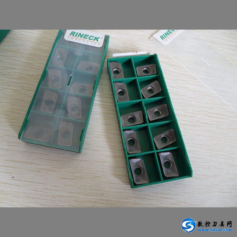 APMT1135PDTR-7012