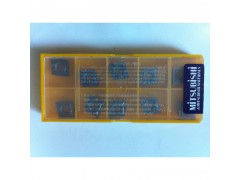 济南三菱车刀片DNMG110408-LM MP7035进口数控刀片