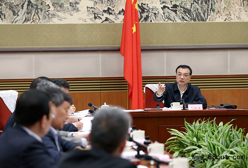 李克强：中国装备走出去倒逼提高企业竞争力