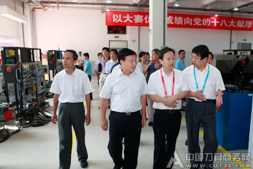第四届全国职工职业技能大赛数控机床装调与维修决赛在天津开赛