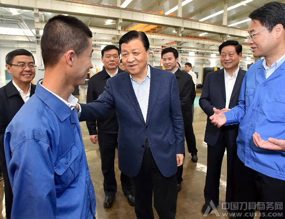 中共中央政治局常委刘云山视察秦川集团宝鸡机床