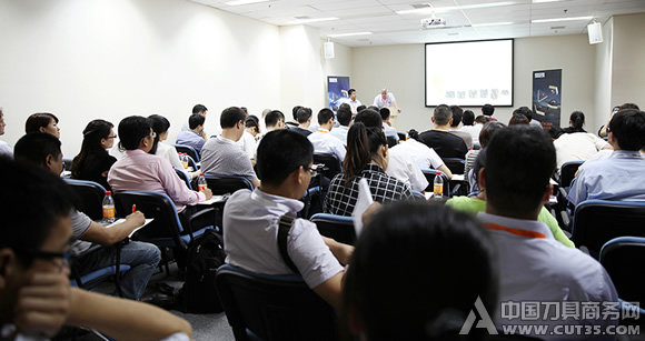 惊艳亮相CIMES 澳克泰为机床工具行业带来一股新风