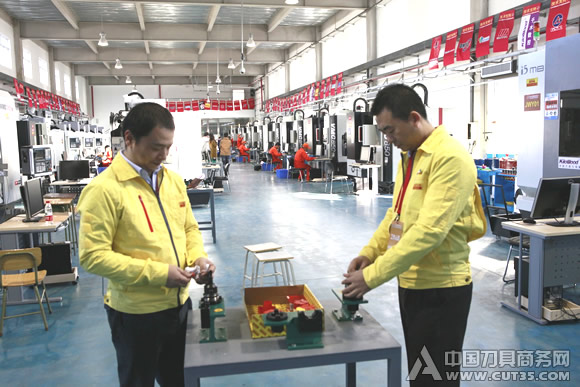 山特维克可乐满为第六届全国数控技能大赛保驾护航