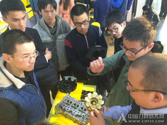 山特维克可乐满-北航机械学院2014年度奖学金颁奖仪式在山特维克可乐满中心（廊坊）举办