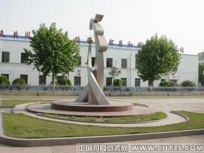 鲁南机床：滕州机床产业的引领者