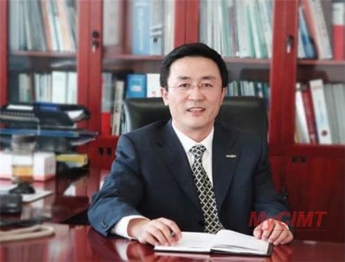 金万众：服务理念促营销 利益平衡保发展