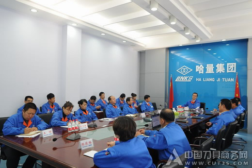 哈量召开2012年10月份经营分析调度会