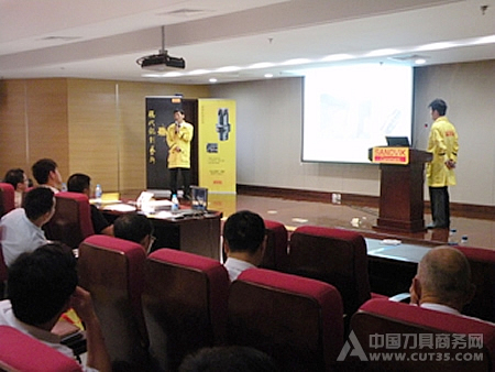 山特维克可乐满“现代铣削艺术”成功首演