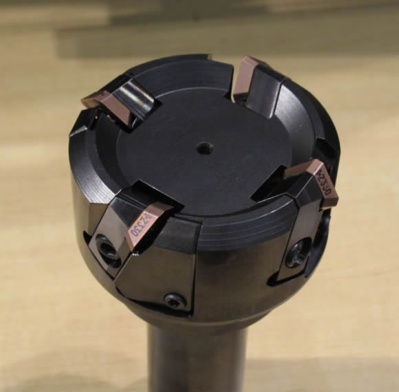 (JIMTOF)森精机展示可吸取切屑的“ZERO CHIP”技术