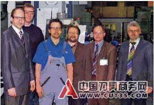 新型夹具使加工时间锐减