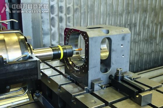 瓦尔特的螺纹挤压丝锥在巴特迪本的Profiroll改善加工稳定性