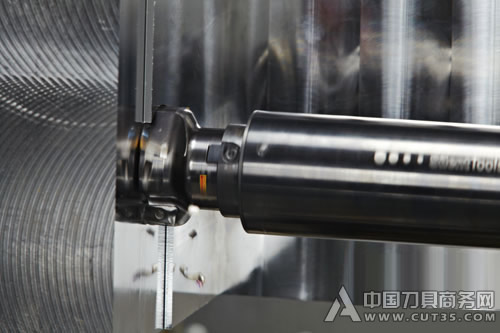 采用Silent Tools减振刀具实现更平稳的加工