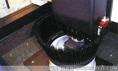 提高铣削加工石墨电极的效率