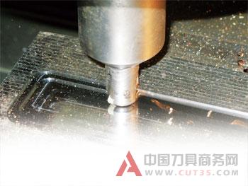 陶瓷刀具提高加工效率