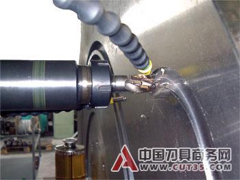 缩减润滑液用量 延长刀具寿命