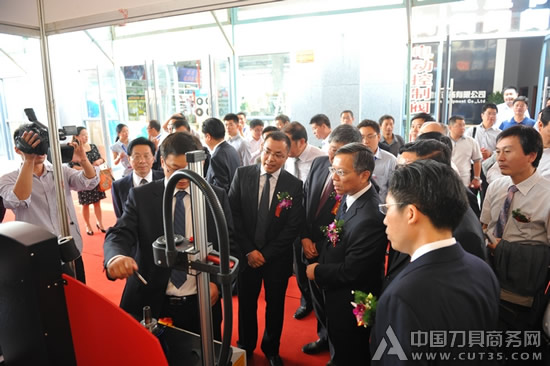 2012第三届淮安国际工业博览会隆重开幕
