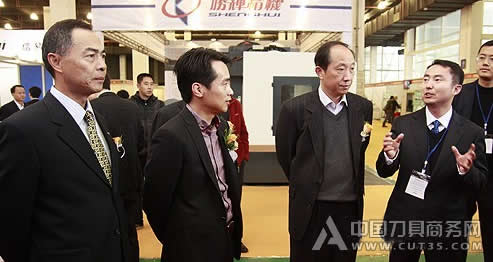 2012嘉兴国际机床工模具及塑胶工业展18日精彩闭幕